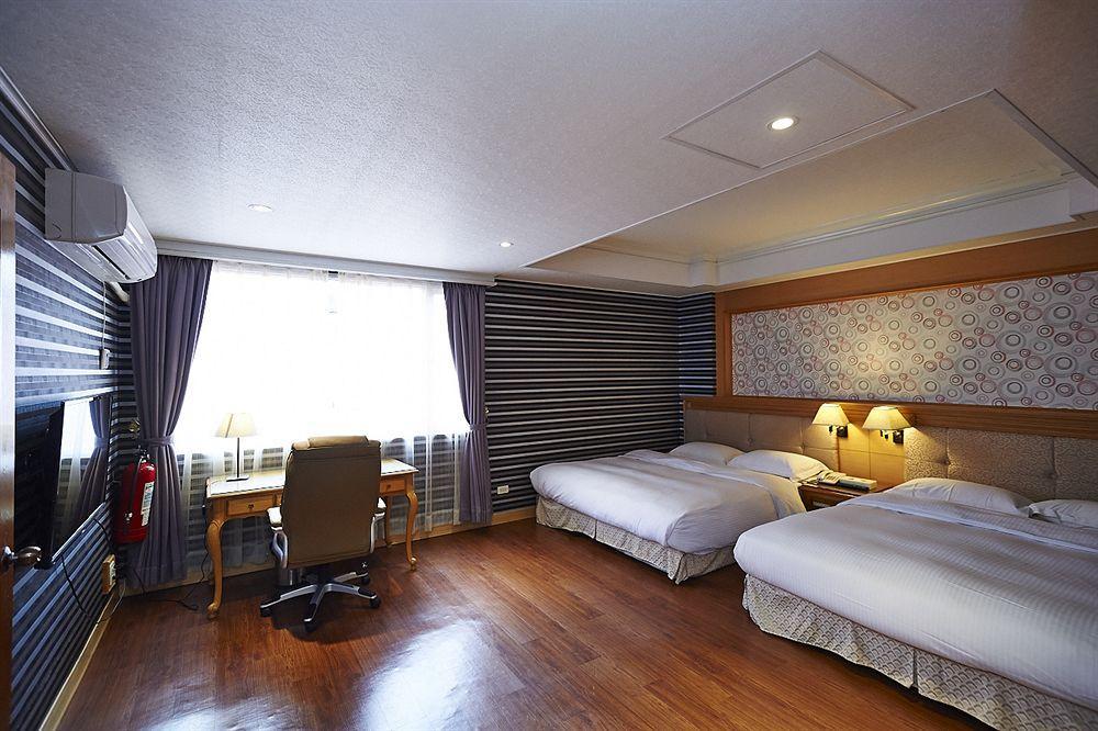 โรงแรมยูโรเปียน คาสเซิล ซินหยิง ภายนอก รูปภาพ